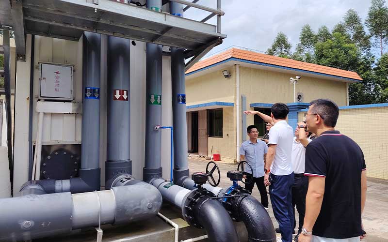 Control interface and data monitoring at the smart modular water plant in Jiangmen.